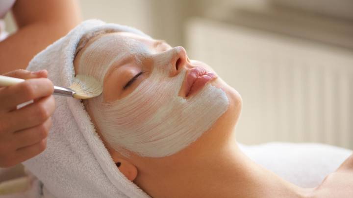 Qué Son los Tratamientos Faciales y Cuáles Son sus Beneficios